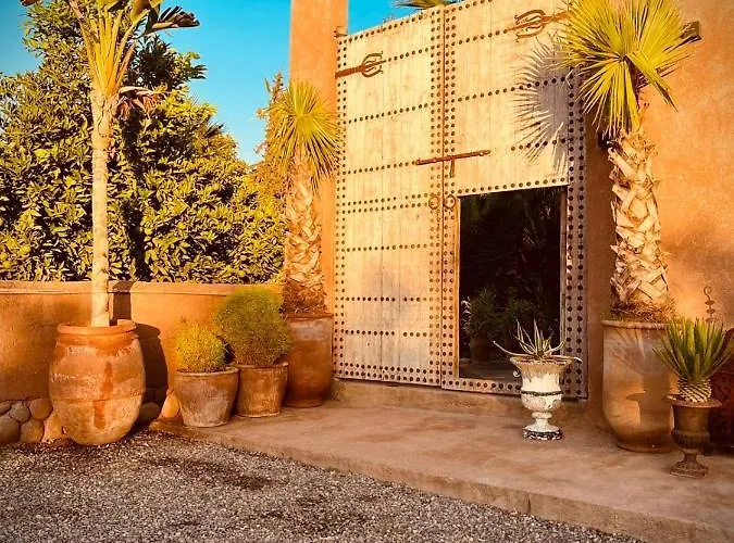 Aux portes de Marrakech Villa Arts&Déco avec piscine